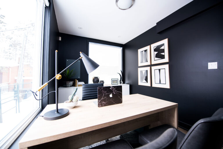 EMBRACE SOME COLOUR IN YOUR OFFICE SPACE!
